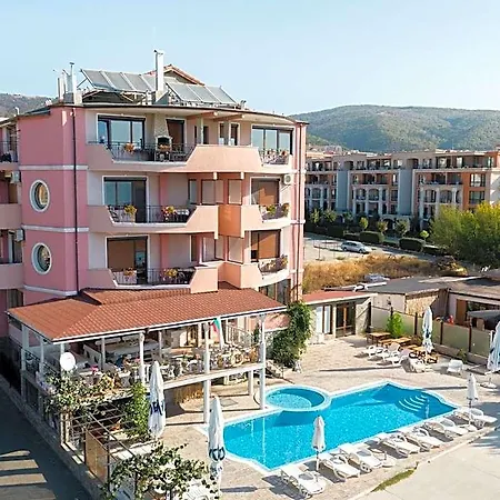 Fantasy Otel