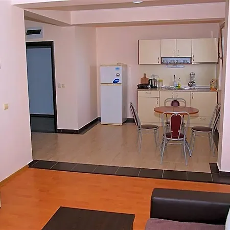 Fantasy Hotel 3*