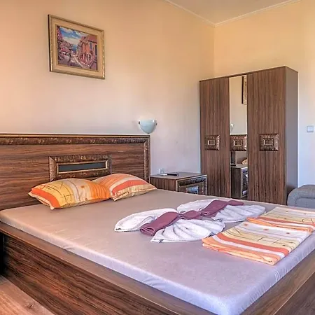 Fantasy Hotel 3*