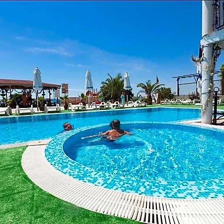 Fantasy Hotel 3*