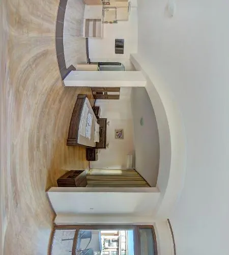 Fantasy Хотел Свети Влас