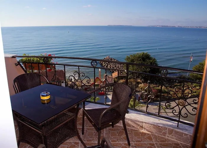 Хотел Fantasy Свети Влас